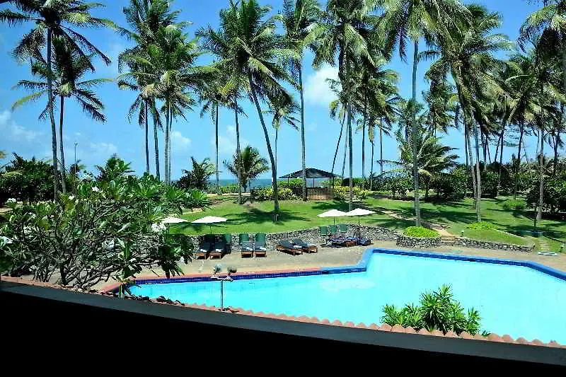 Palm Village Hotel Uswetakeiyawa