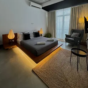 Guest house 33, Sri Jayewardenepura Kotte